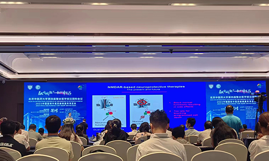 同聲傳譯需要哪些設備，對譯員有哪些要求